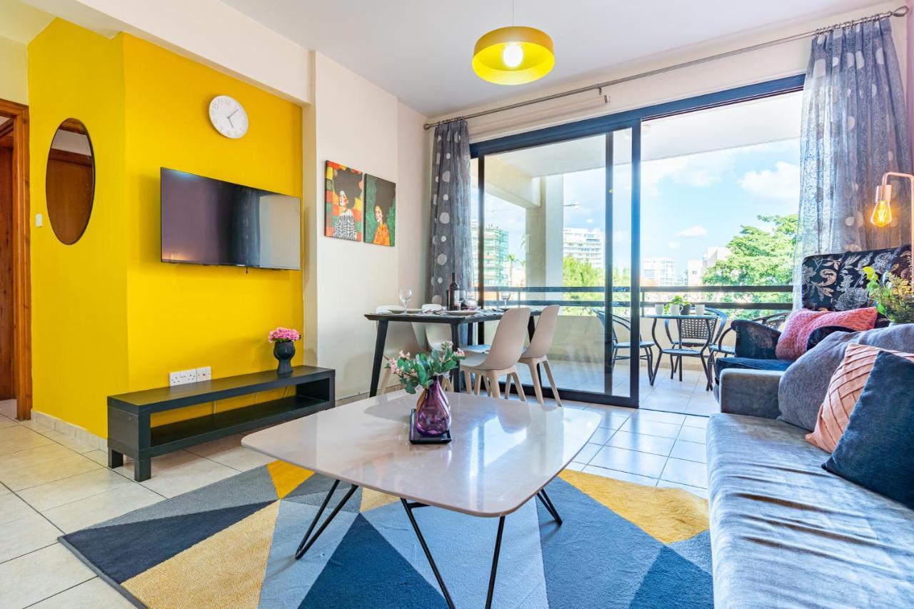 Freya 1-Bedroom Apartment In Larnaca Esterno foto